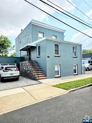 Building Photo - 251 Copeland Ave