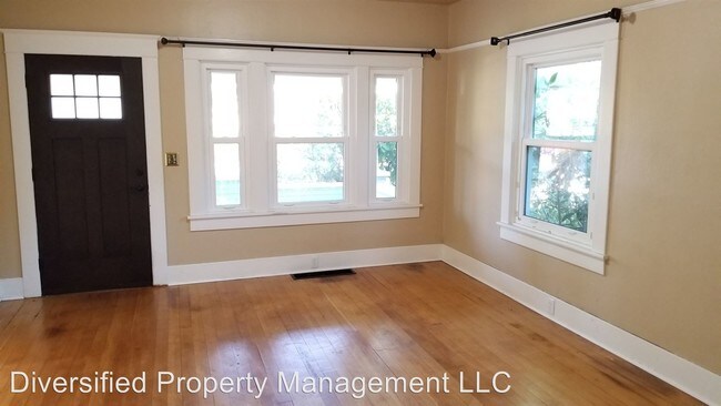 Foto del edificio - 920-922 SW 9th Ave