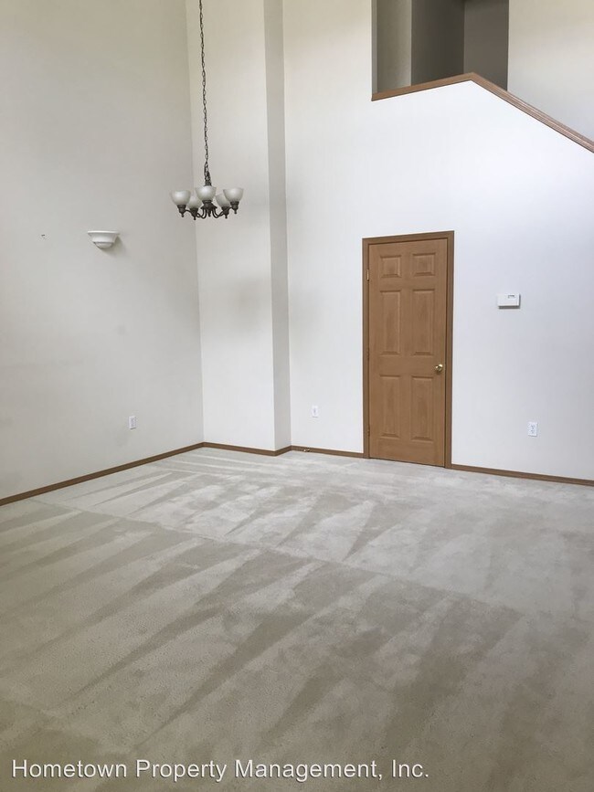 Building Photo - 312 Yauger Way NW