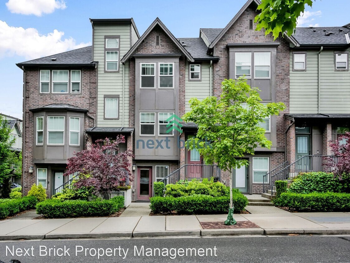 972 NE Discovery Dr, Issaquah, WA 98029 House Rental in Issaquah, WA