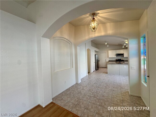 Building Photo - 2173 Hidden Ranch Terrace