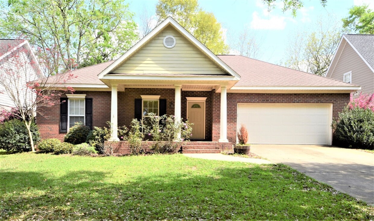 533 Edinburgh Way, Dothan, AL 36305 House Rental in Dothan, AL