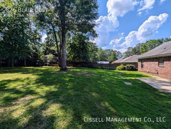Building Photo - 326 Blair Cove