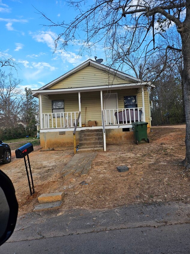 Building Photo - 115 Osborne Ave
