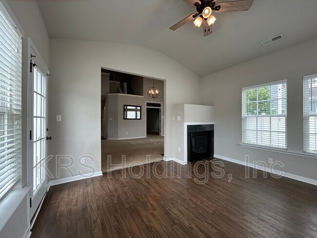 Foto del edificio - 203 Markham St