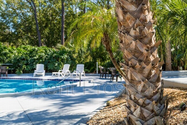 Building Photo - 3725 S Lake Orlando Pkwy