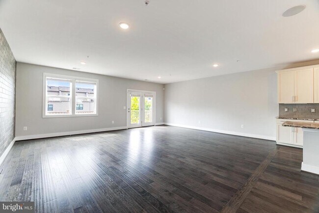 Foto del edificio - 44750 Tiverton Sq