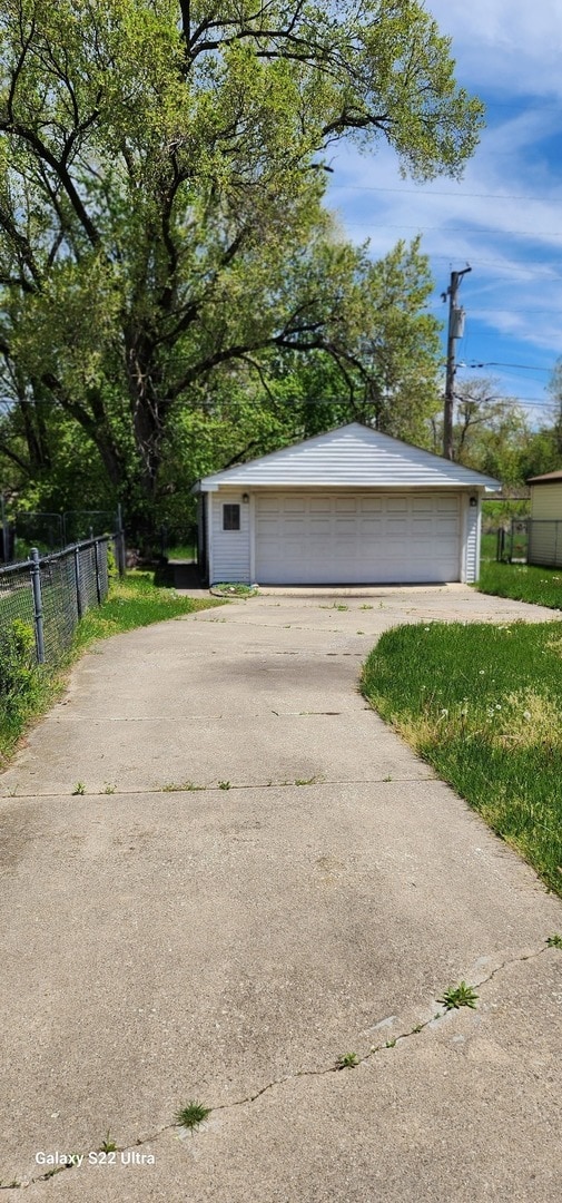 Foto del edificio - 8831 S Eggleston Ave