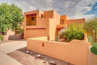Building Photo - 2725 W Placita Mesa Alta