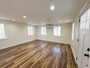 Building Photo - 6071 N Shady Side Dr