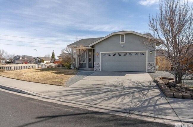 Building Photo - 9990 Rock River Dr.