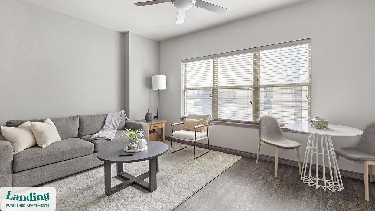 Foto principal - 650 S Main St