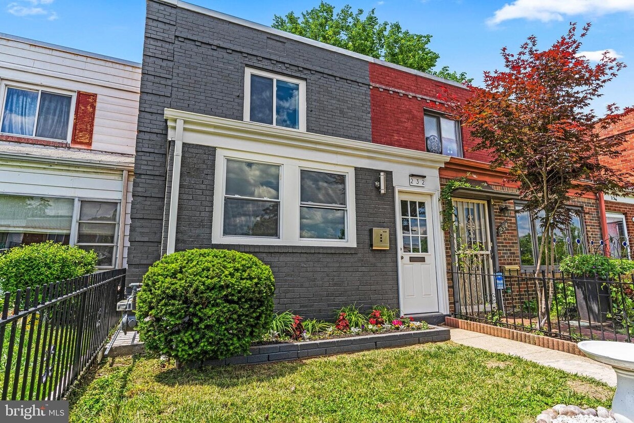 101 33RD ST NE WASHINGTON DC visual data 2