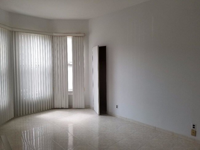 Foto del edificio - 1229 41st St