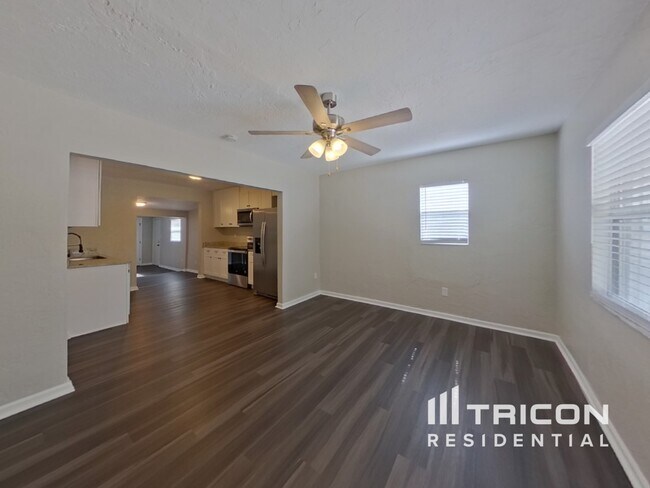 Foto del edificio - 4933 12th Ave S
