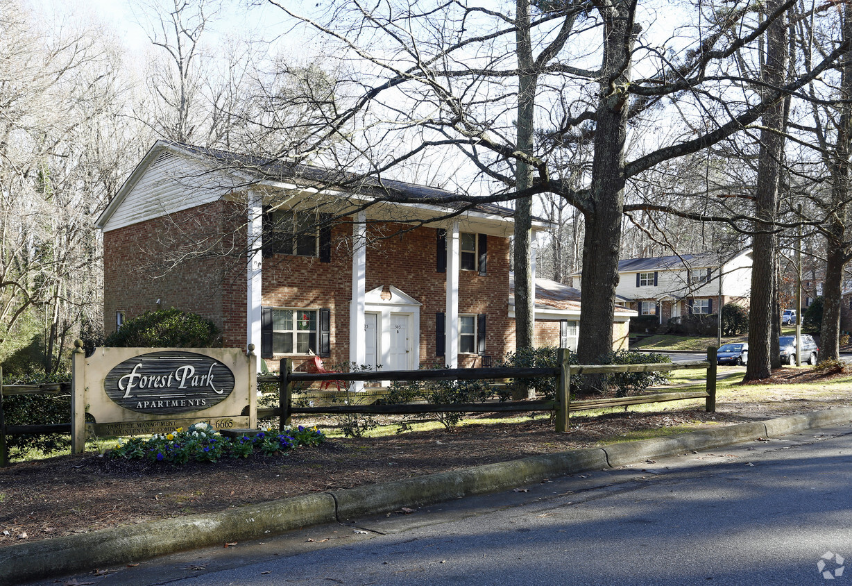 Forest Park - Forest Park Apartments