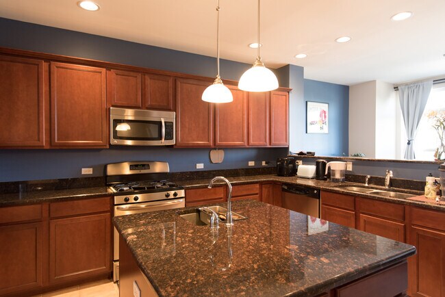 Building Photo - 263 Aspen Pointe Rd