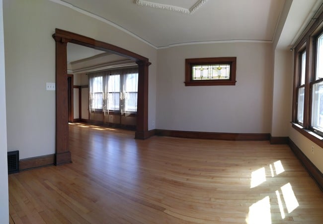Living Room - 5414 W Galena St