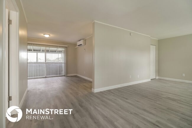 Building Photo - 4409 Cepeda St