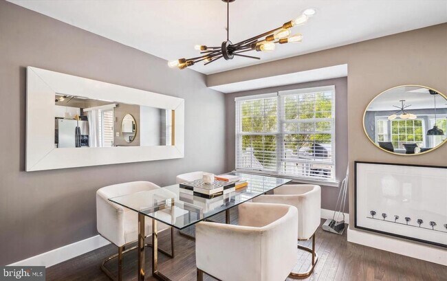 Foto del edificio - 15907 Elf Stone Ct