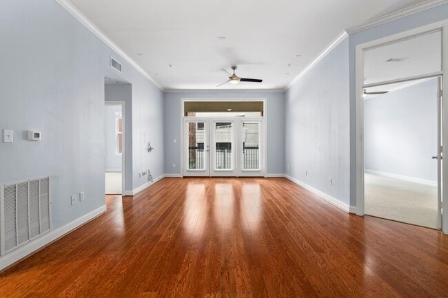 Foto del edificio - 300 St Joseph Pkwy