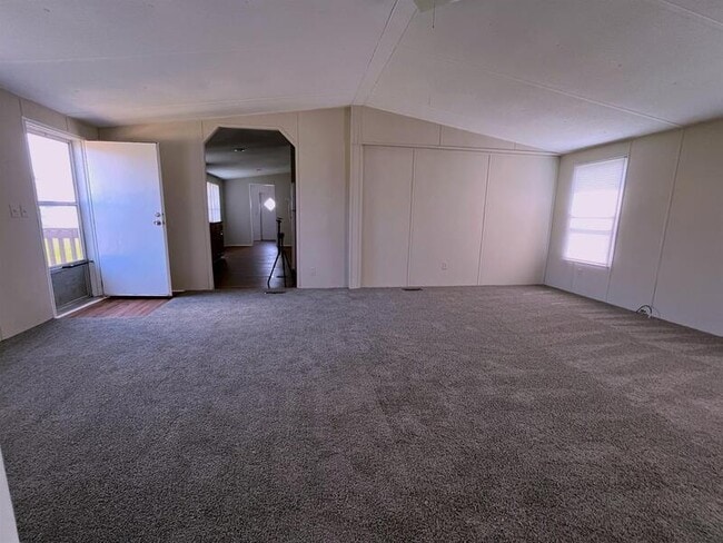 Building Photo - 217 E Tower Ln