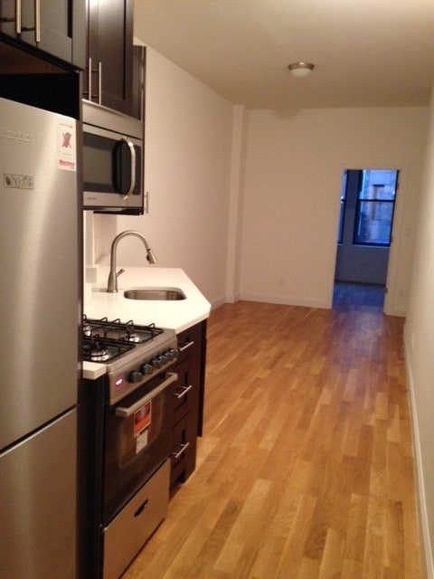 Primary Photo - 358 State St