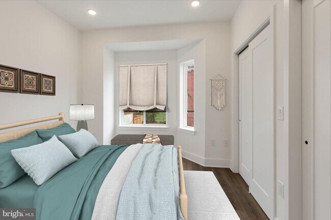 Foto del edificio - 2418 W Jefferson St