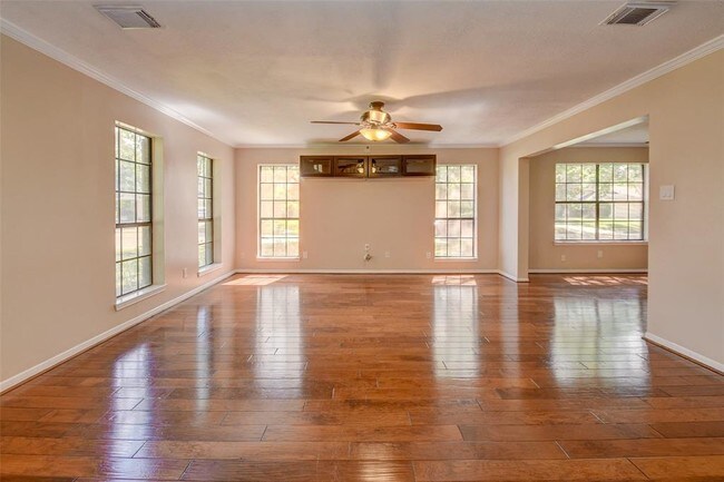 Building Photo - 3326 Larkwood Ln