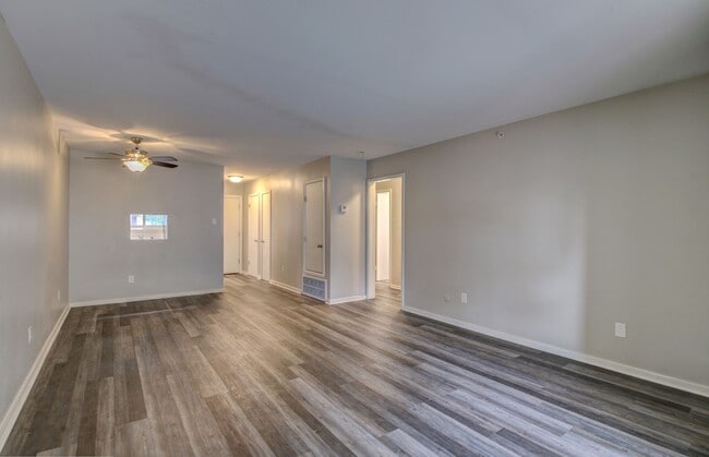 Building Photo - Normandy Place Apartments