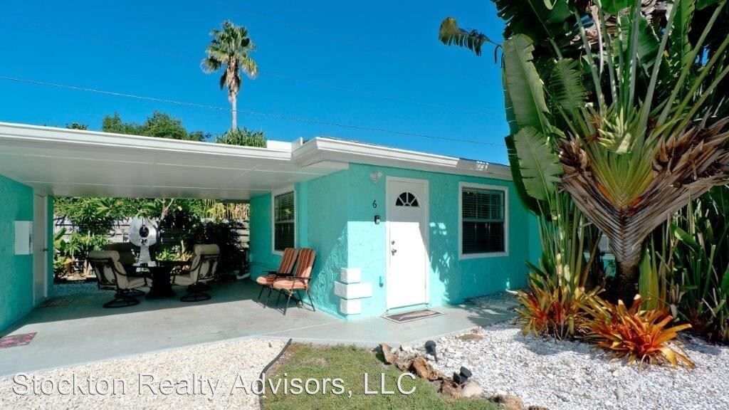 Primary Photo - 2 br, 1 bath House - 571 Saint Judes #6