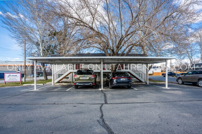Building Photo - 290 W 8600 S