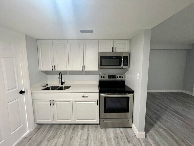 Foto del edificio - 5305 N Blvd