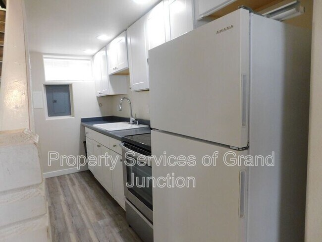 Building Photo - 1340 Orchard Ave