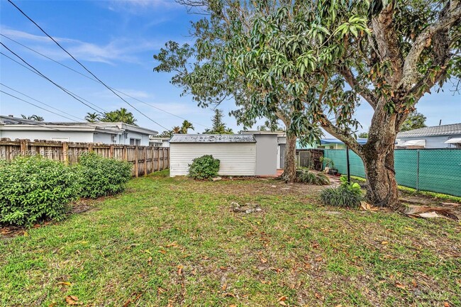 Foto del edificio - 930 N 16th Ave