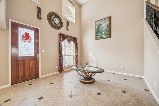 Foto del edificio - 419 White Oak Pointe Dr