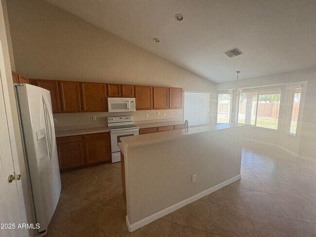 Foto del edificio - 918 S San Joaquin Ct
