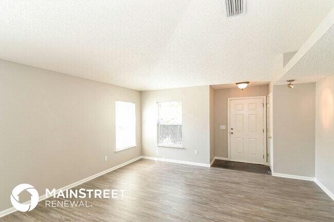 Foto del edificio - 1228 Spring Creek Ct