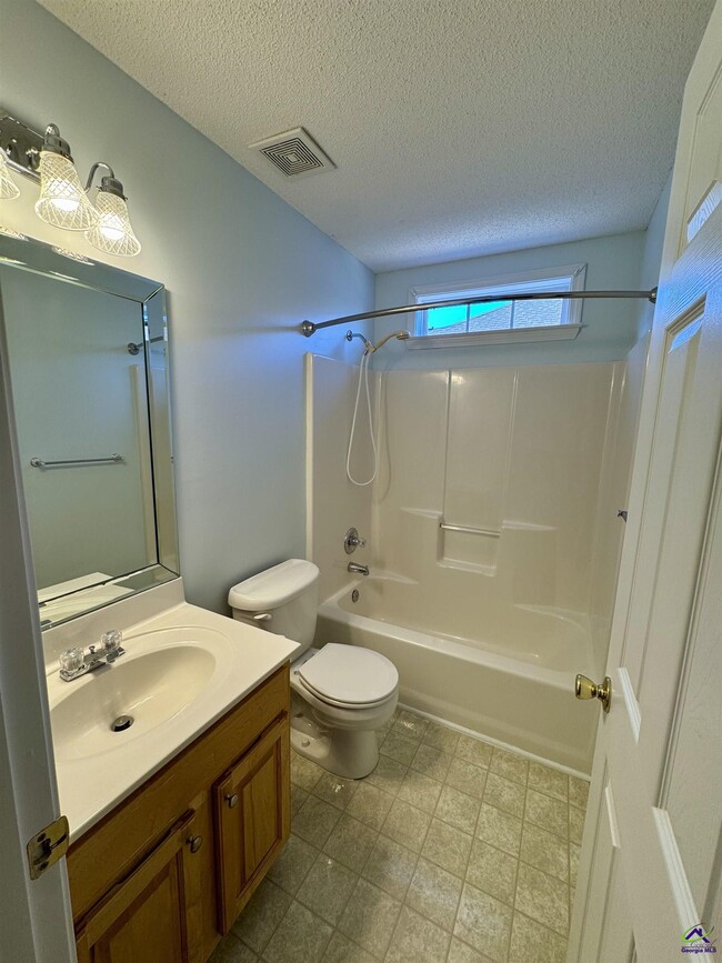 Building Photo - 505 Dorothy Ct