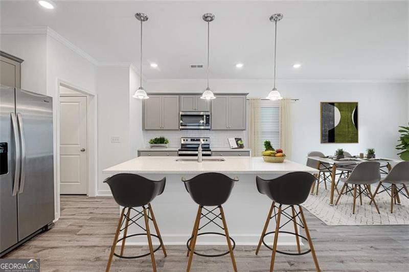 Foto del edificio - 5016 Hillmont Ln