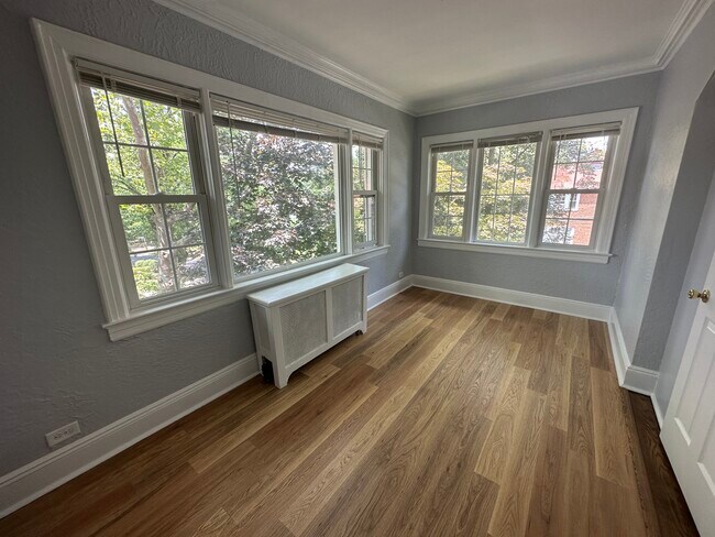 Third bedroom - 345 Collins Ave