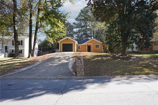 Foto del edificio - 2455 Landington Way NW