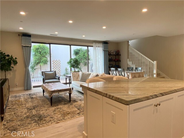 Building Photo - 125 Dolci