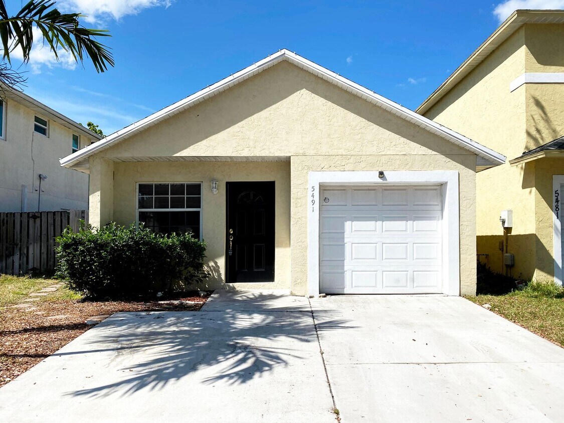 Primary Photo - 2BD/2BA Single Family Home In West Palm Beach