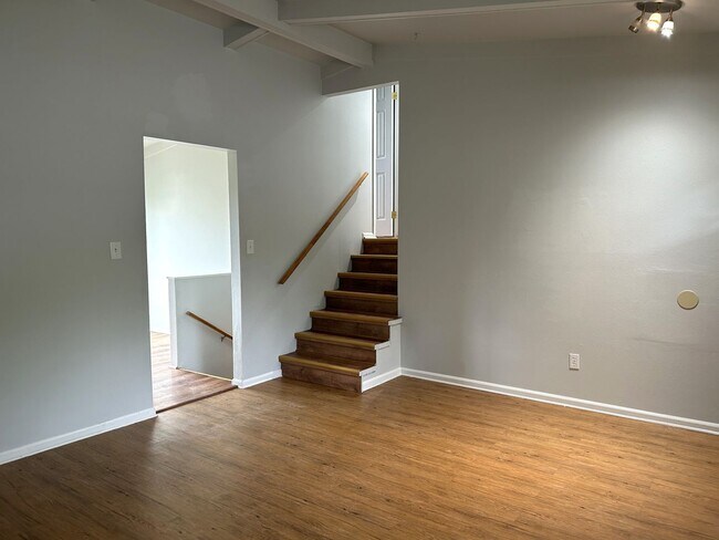 Foto del edificio - Spacious Fort Collins Rental with Hardwood Floors & Flex Space