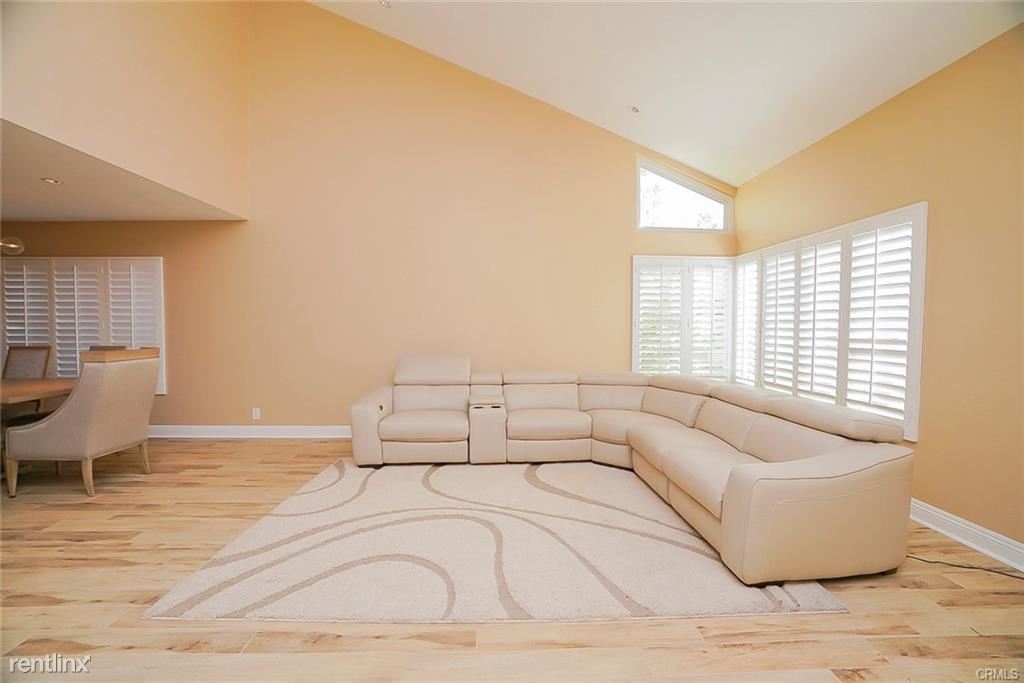 5 br, 3 bath House 11145 McCabe River Ave House for Rent in Fountain Valley, CA