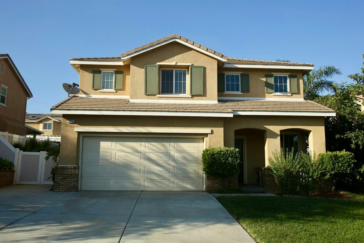 Primary Photo - 265 Anderegg Ln