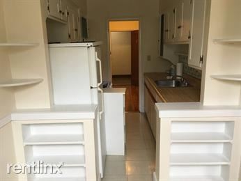 Building Photo - 1 br, 1 bath  - 24 Concord Ave