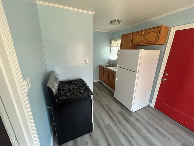Foto del edificio - 9327 Peach St