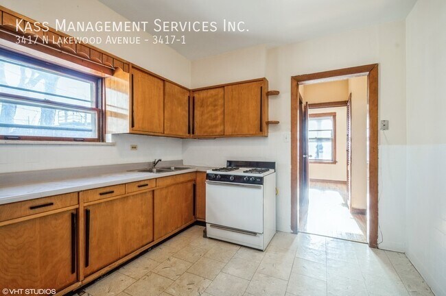 Building Photo - 3417 N Lakewood Ave